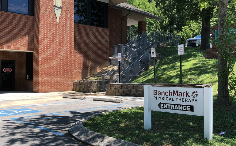BenchMark Physical Therapy in Chattanooga (Citico Ave), TN Sign