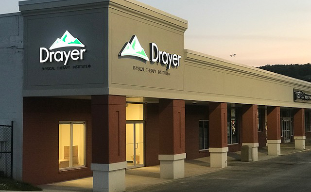 Waynesboro PA Drayer Physical Therapy Institute Clinic Exterior
