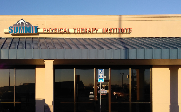 Skiatook OK Summit Physical Therapy Clinic Exterior