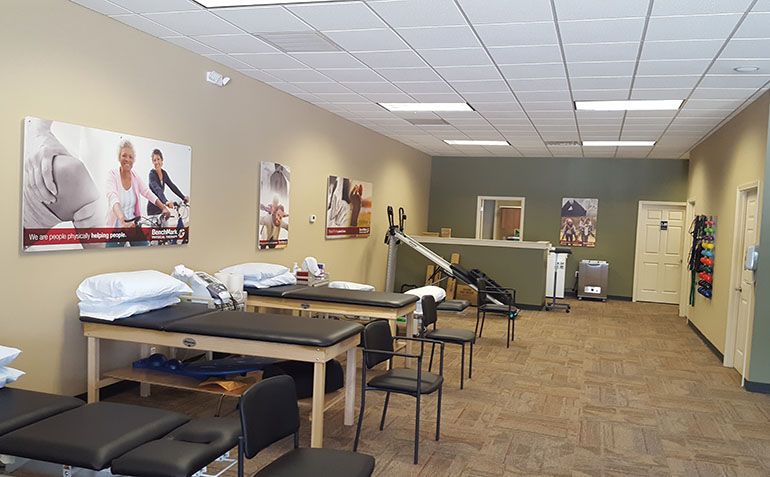 BenchMark Physical Therapy in Alma, GA Clinic Interior