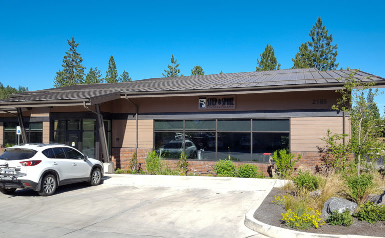 Step and Spine Physical Therapy Bend exterior